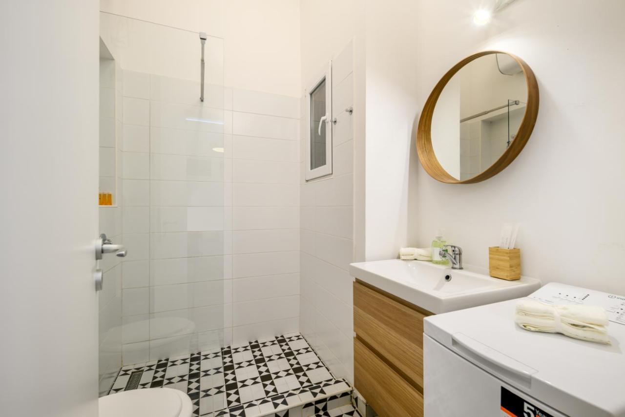 Stylish Yellow Suite In The Heart Of Budapest Budapeste Exterior foto